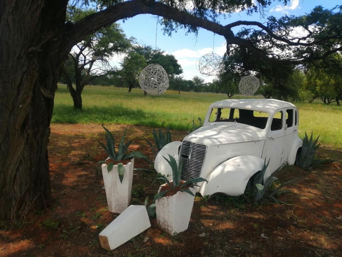 Kameelboom Lodge Vryburg Eksteriør billede