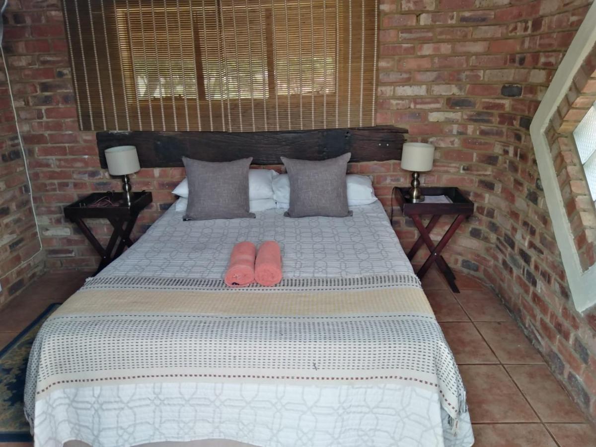 Kameelboom Lodge Vryburg Eksteriør billede